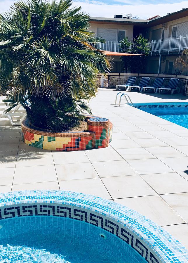 Amerique Hotel Palavas - Piscine - Plage Eksteriør billede
